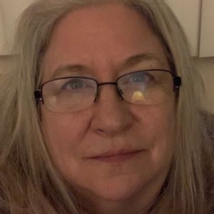 Meet your Posher, Marianne